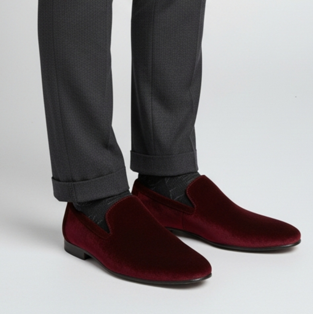 Steve Madden "Laight" Burgundy Velvet Loafers - Picture 1 of 8